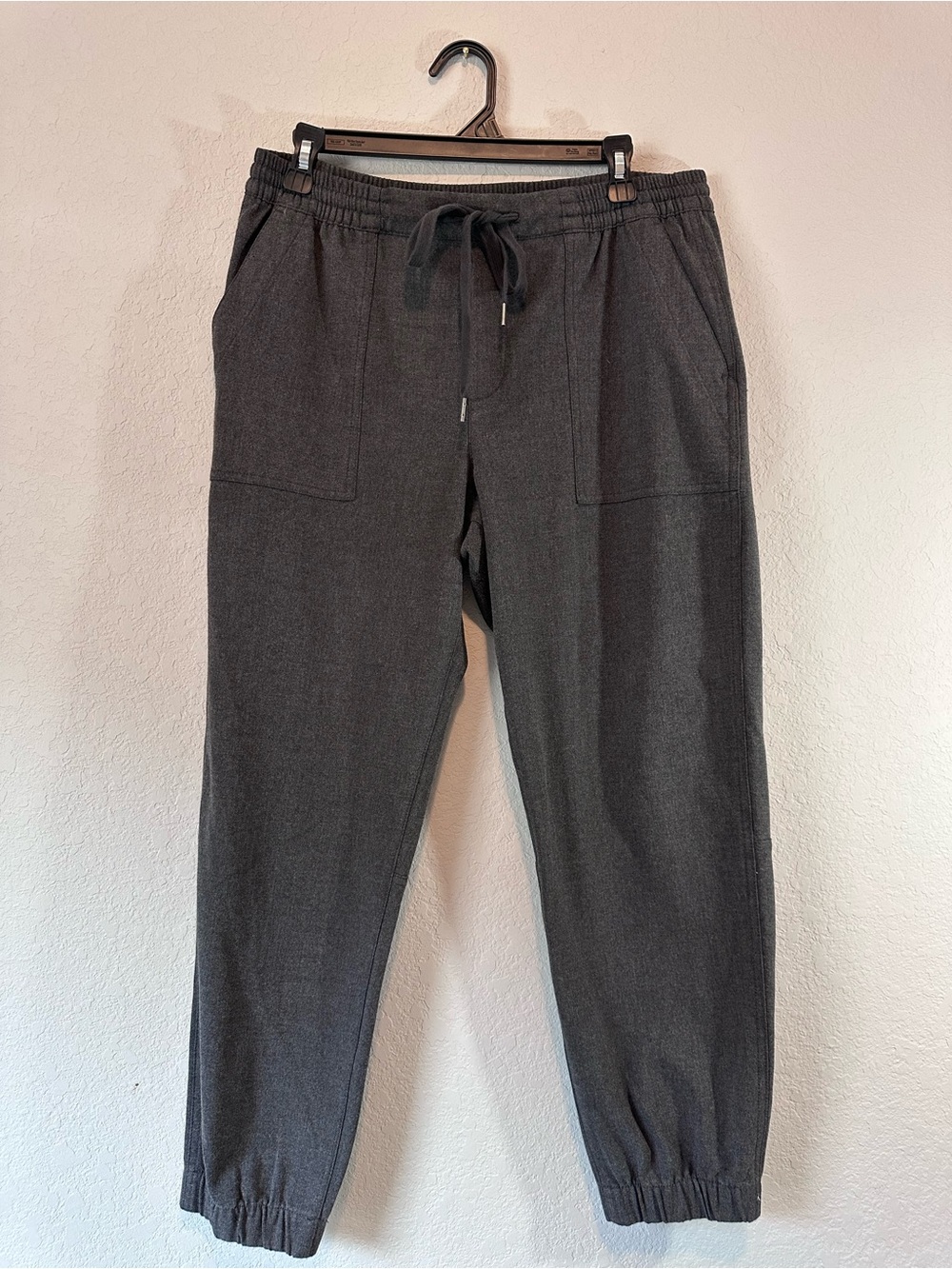 GAP Men's Dark Gray Drawstring Joggers